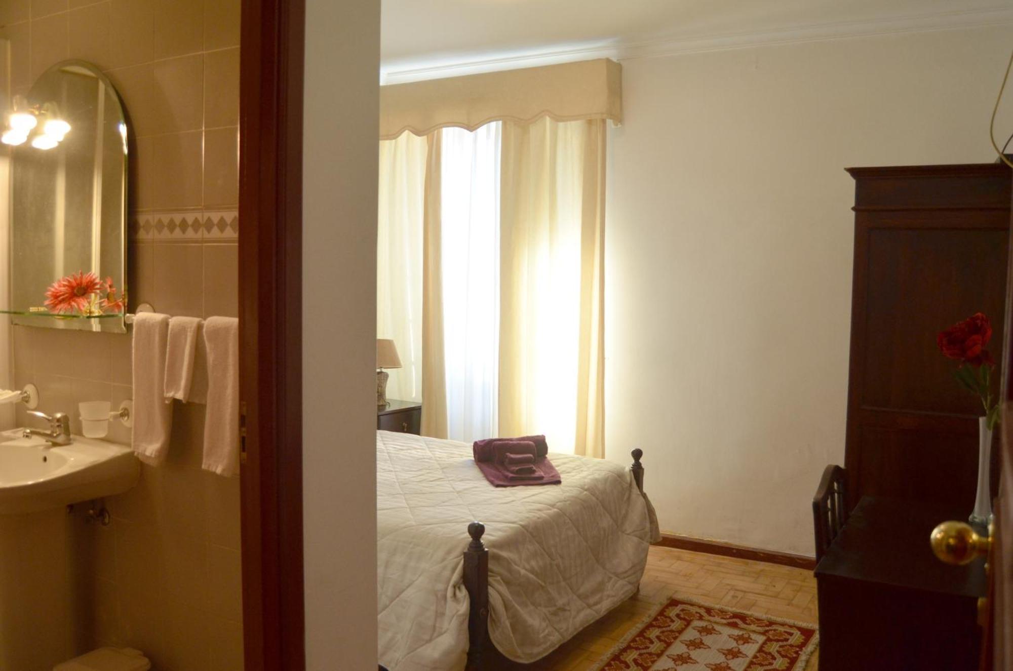 Residencia Filipe Hotel Guarda Room photo