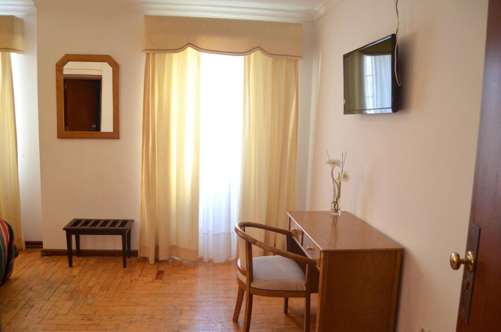 Residencia Filipe Hotel Guarda Room photo