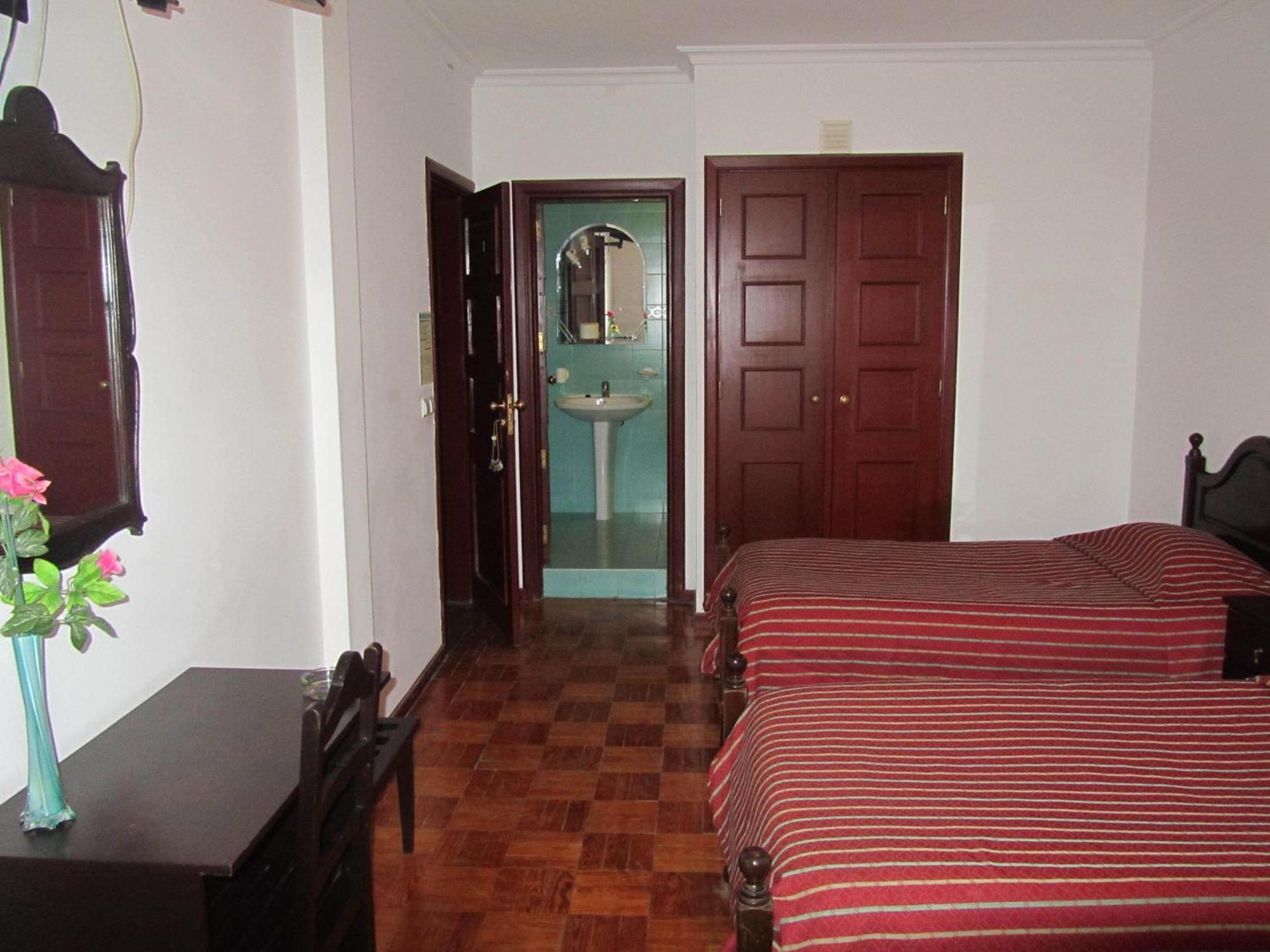 Residencia Filipe Hotel Guarda Room photo