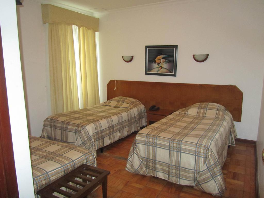 Residencia Filipe Hotel Guarda Room photo